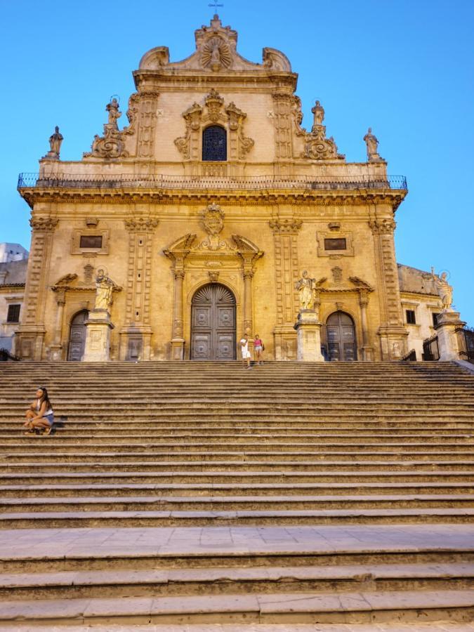 Le Rose Di Modica Villa Bagian luar foto